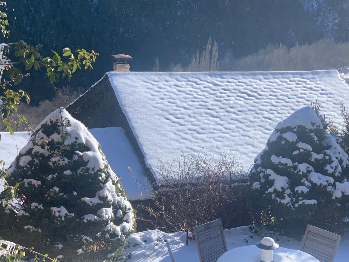 Casa Rural Pirineu Neva المظهر الخارجي الصورة